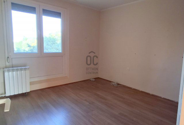 Kiadó panellakás, albérlet, Pécsett 170 E Ft / hó, 2 szobás