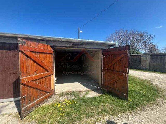 Eladó garázs, Győrött 9.5 M Ft / költözzbe.hu