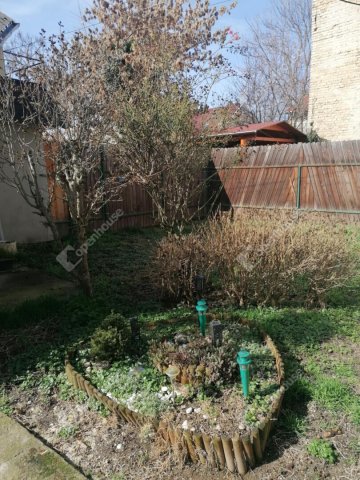 Eladó családi ház, Szegeden 44.99 M Ft, 2 szobás