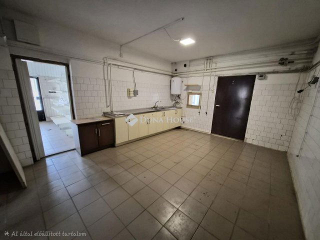 Eladó üzlethelyiség, Pencen 120.55 M Ft / költözzbe.hu