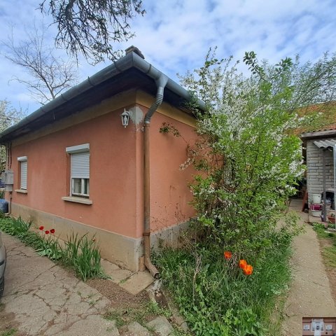 Eladó családi ház, Gyömrőn 49.9 M Ft, 3 szobás