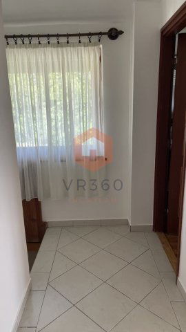 Kiadó családi ház, albérlet, Pécsett, Ungvár utcában
