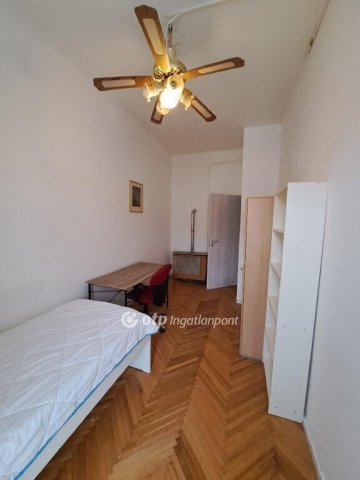 Eladó téglalakás, Budapesten, VIII. kerületben 65 M Ft, 4 szobás