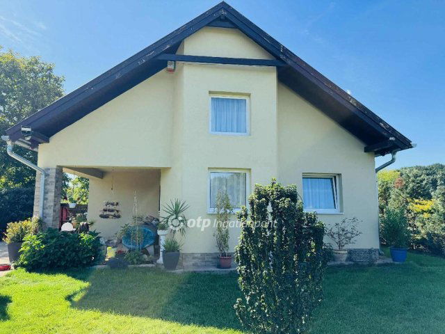 Eladó mezogazdasagi ingatlan, Debrecenben 105 M Ft, 4 szobás