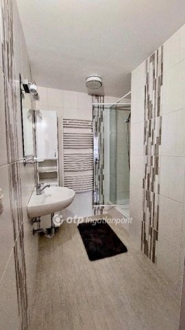 Eladó családi ház, Salgótarjánban 64.9 M Ft, 5 szobás