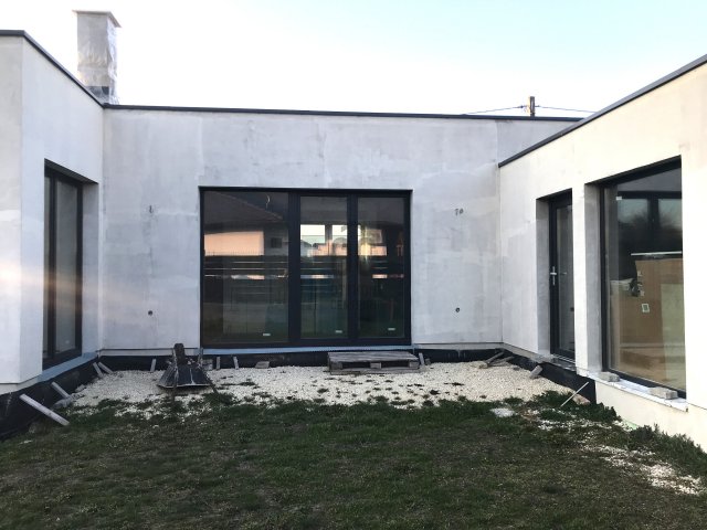 Eladó ikerház, Székesfehérvárott 119 M Ft, 4 szobás