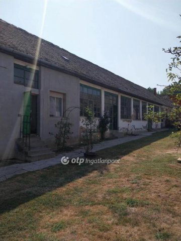 Eladó családi ház, Nagynyárádon 31.45 M Ft, 4 szobás