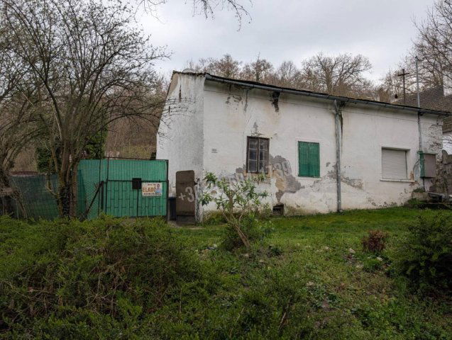 Eladó családi ház, Nemesvitán 24.5 M Ft, 2+1 szobás