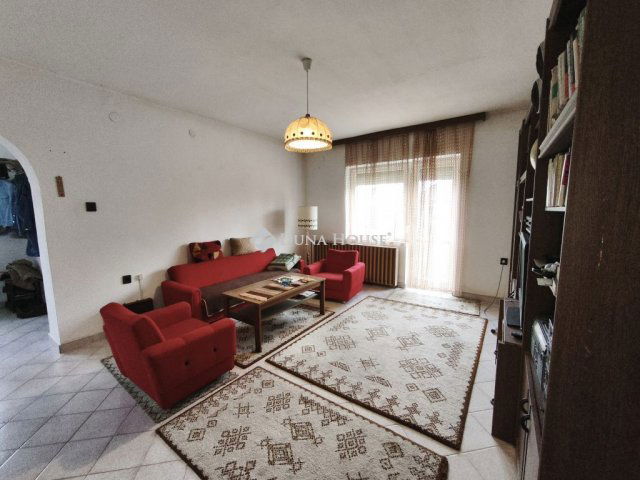 Eladó családi ház, Előszálláson 29.9 M Ft, 3 szobás