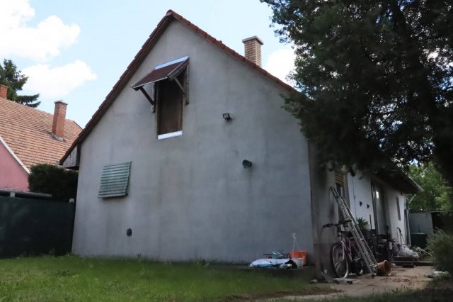 Eladó családi ház, Pilisen 45 M Ft, 2 szobás