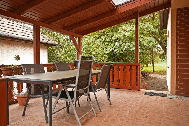 Eladó családi ház, Törökbálinton 145 M Ft, 4 szobás