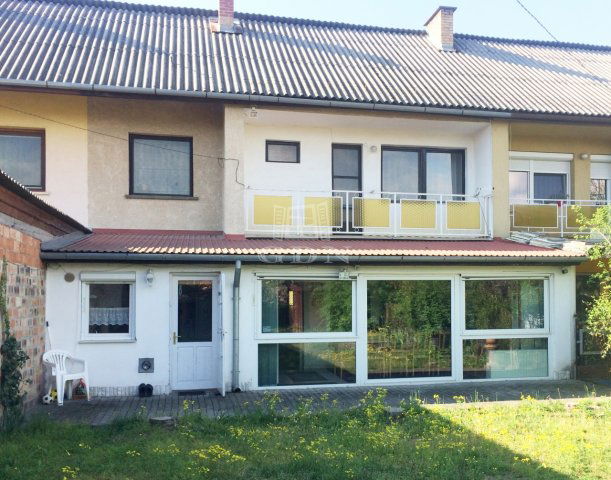 Eladó sorház, Baján 47 M Ft, 2+2 szobás / költözzbe.hu