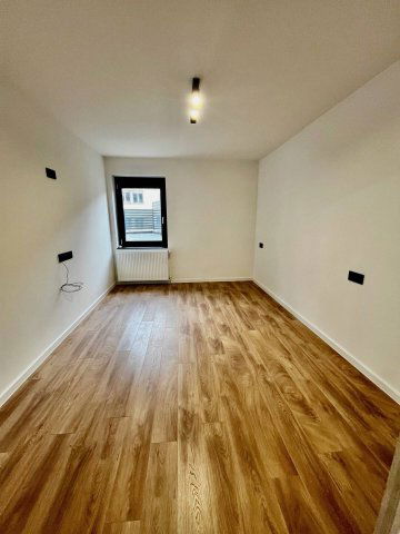 Eladó téglalakás, Pécsett 79.9 M Ft, 3 szobás