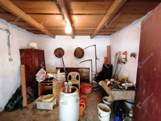 Eladó nyaraló, Pacsán 9.9 M Ft, 1 szobás / költözzbe.hu