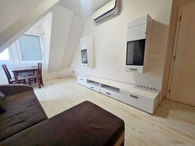 Kiadó téglalakás, albérlet, Debrecenben 230 E Ft / hó