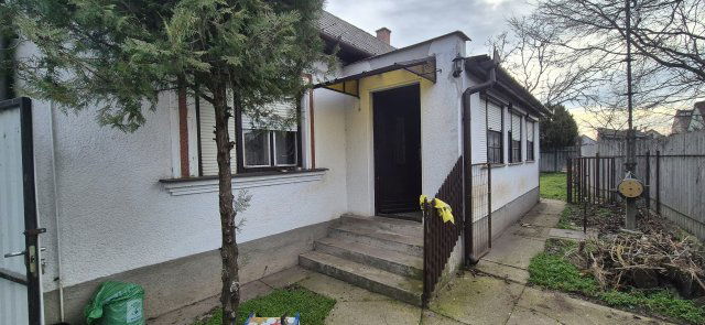 Eladó családi ház, Debrecenben 45.9 M Ft, 2 szobás