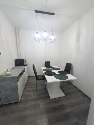 Eladó panellakás, Debrecenben 67 M Ft, 2 szobás