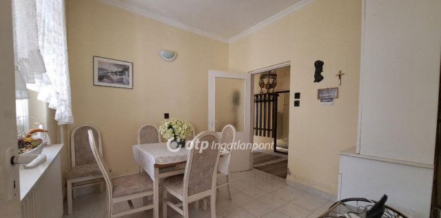 Eladó családi ház, Gyulán 79 M Ft, 3+4 szobás