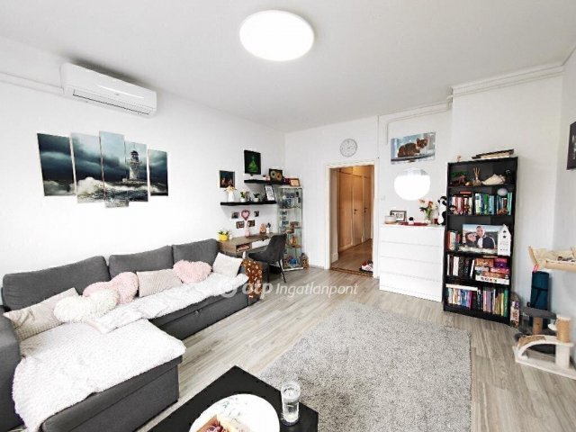 Eladó téglalakás, Budapesten, XXI. kerületben 52.9 M Ft