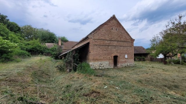 Eladó családi ház, Szentkatalinon 20.999 M Ft, 3 szobás