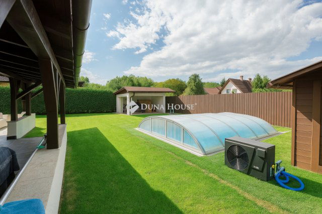 Eladó családi ház, Fóton 262 M Ft, 6 szobás