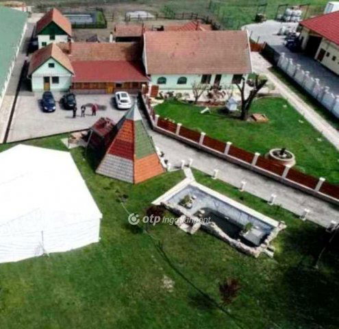 Eladó mezogazdasagi ingatlan, Békéscsabán 125 M Ft, 4 szobás