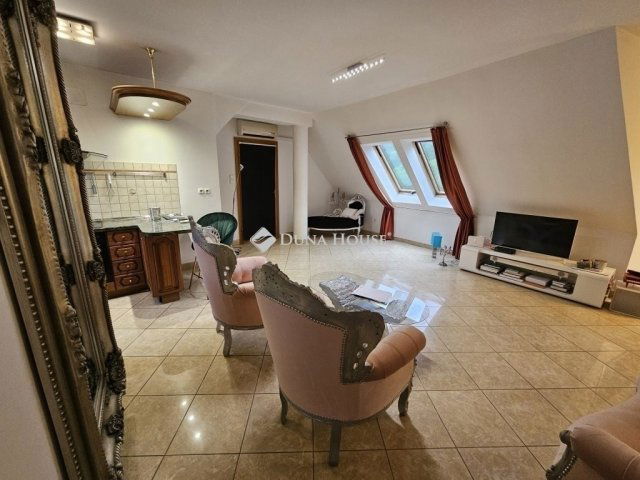 Eladó téglalakás, Budapesten, II. kerületben 99 M Ft, 2 szobás