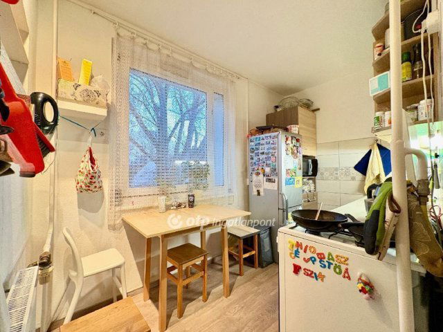 Eladó panellakás, Budapesten, XI. kerületben 89 M Ft, 4 szobás