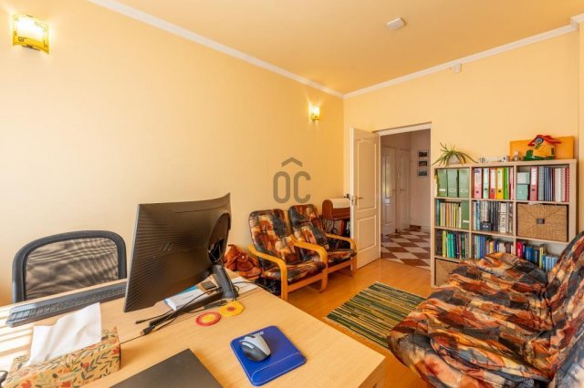 Eladó családi ház, Dunaharasztin 167.9 M Ft, 5 szobás