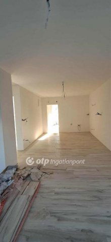 Eladó téglalakás, Pásztón 46.15 M Ft, 2 szobás