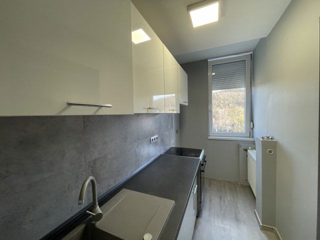 Eladó téglalakás, Kazincbarcikán, Mátyás Király úton