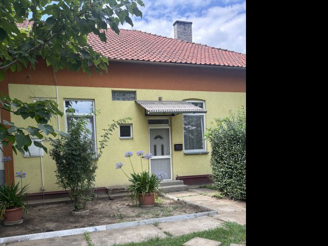 Eladó téglalakás, Tiszavasváriban 12 M Ft, 2 szobás