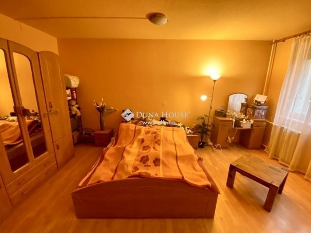 Eladó panellakás, Budapesten, XXI. kerületben 57.99 M Ft