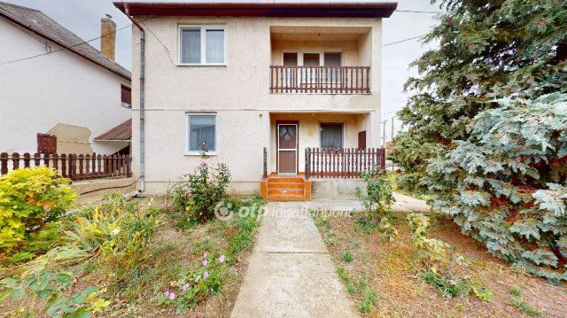 Eladó családi ház, Tiszavasváriban 38 M Ft, 3+2 szobás