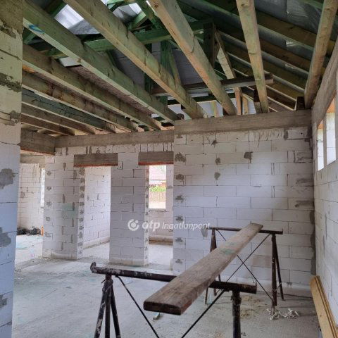 Eladó ikerház, Dabason 35 M Ft, 4 szobás / költözzbe.hu