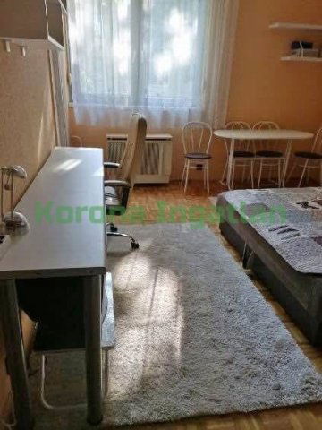 Eladó téglalakás, Nyíregyházán, Vécsey utcában 24 M Ft