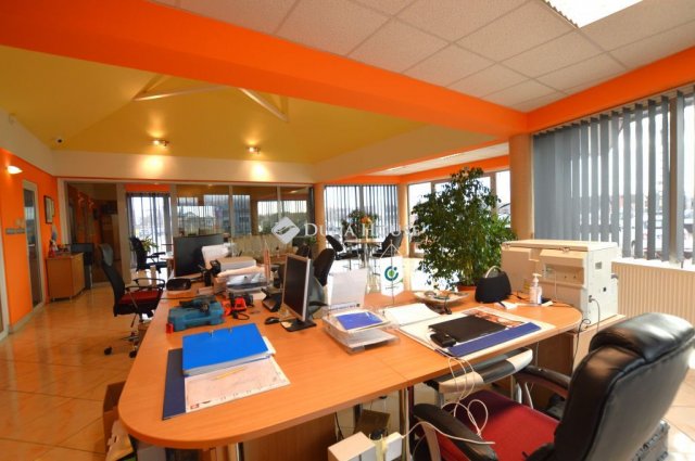 Eladó ipari ingatlan, Ajkán 98 M Ft / költözzbe.hu