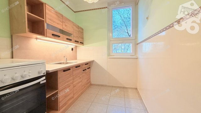 Eladó téglalakás, Kecskeméten 49.9 M Ft, 2 szobás