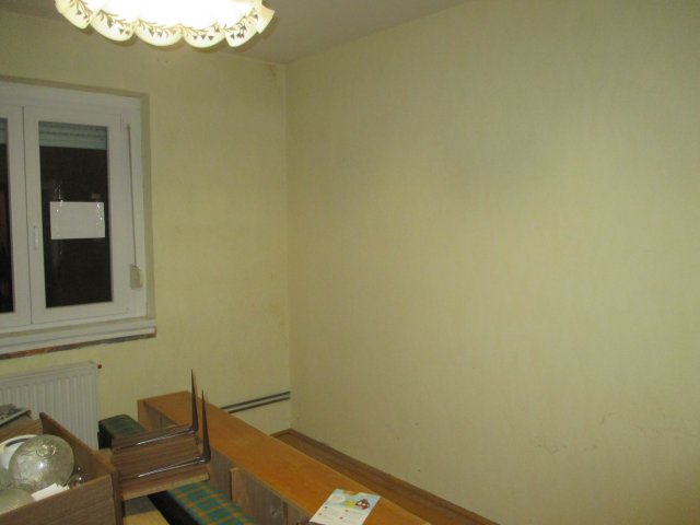 Eladó panellakás, Békéscsabán 32.9 M Ft, 2+1 szobás