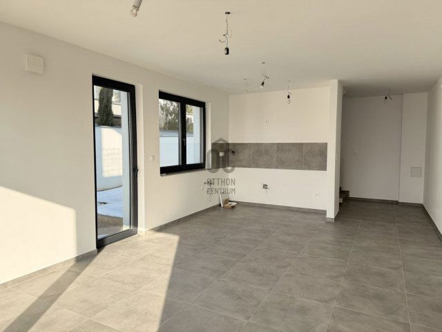 Eladó téglalakás, Budapesten, III. kerületben 279.9 M Ft