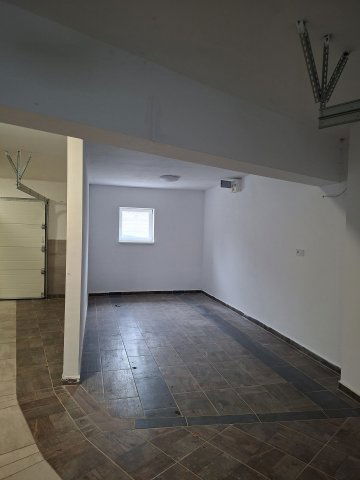 Kiadó téglalakás, albérlet, Szolnokon 200 E Ft / hó, 2 szobás