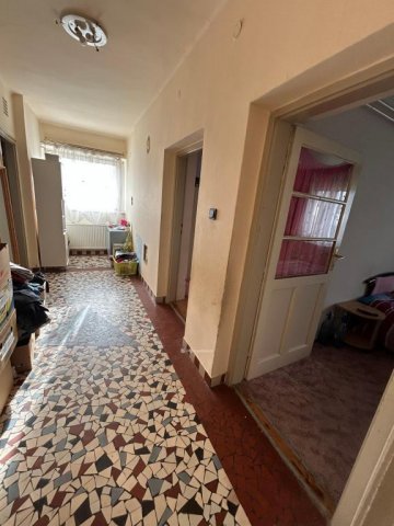 Eladó családi ház, Hajdúszováton 34 M Ft, 2 szobás