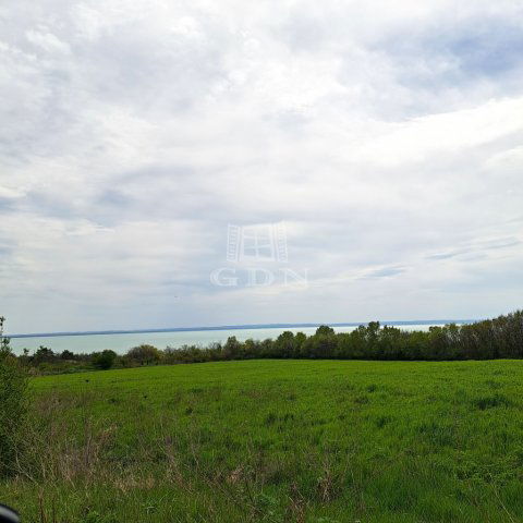 Eladó telek, Balatonkenesén 45 M Ft / költözzbe.hu