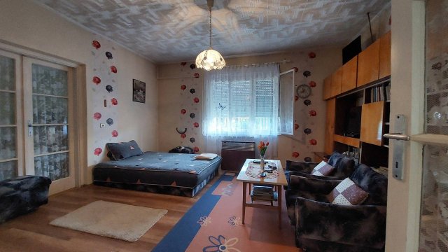 Eladó családi ház, Sarkadon 19.9 M Ft, 2 szobás