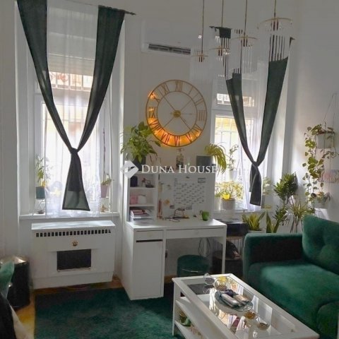 Eladó téglalakás, Budapesten, VII. kerületben 59 M Ft, 1 szobás