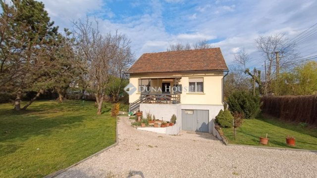 Eladó családi ház, Érden 90 M Ft, 3 szobás