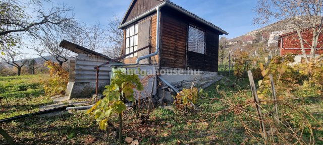 Eladó nyaraló, Budaörsön 24.9 M Ft, 1 szobás