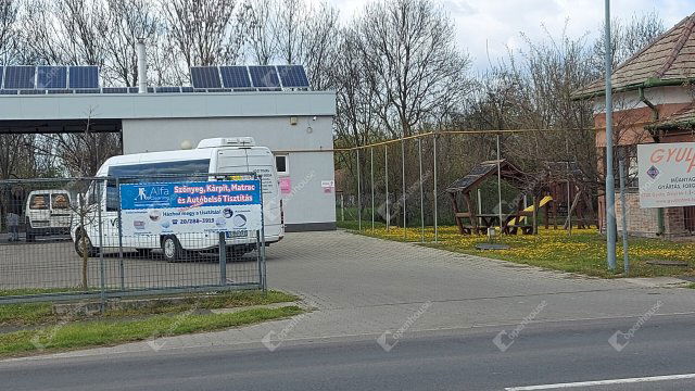 Eladó ipari ingatlan, Orosházán 150 M Ft / költözzbe.hu