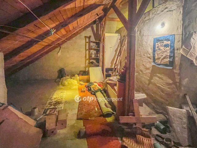 Eladó családi ház, Győrött 91.9 M Ft, 5 szobás