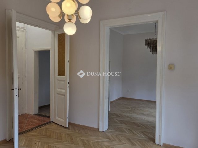 Eladó téglalakás, Budapesten, XII. kerületben 96.9 M Ft